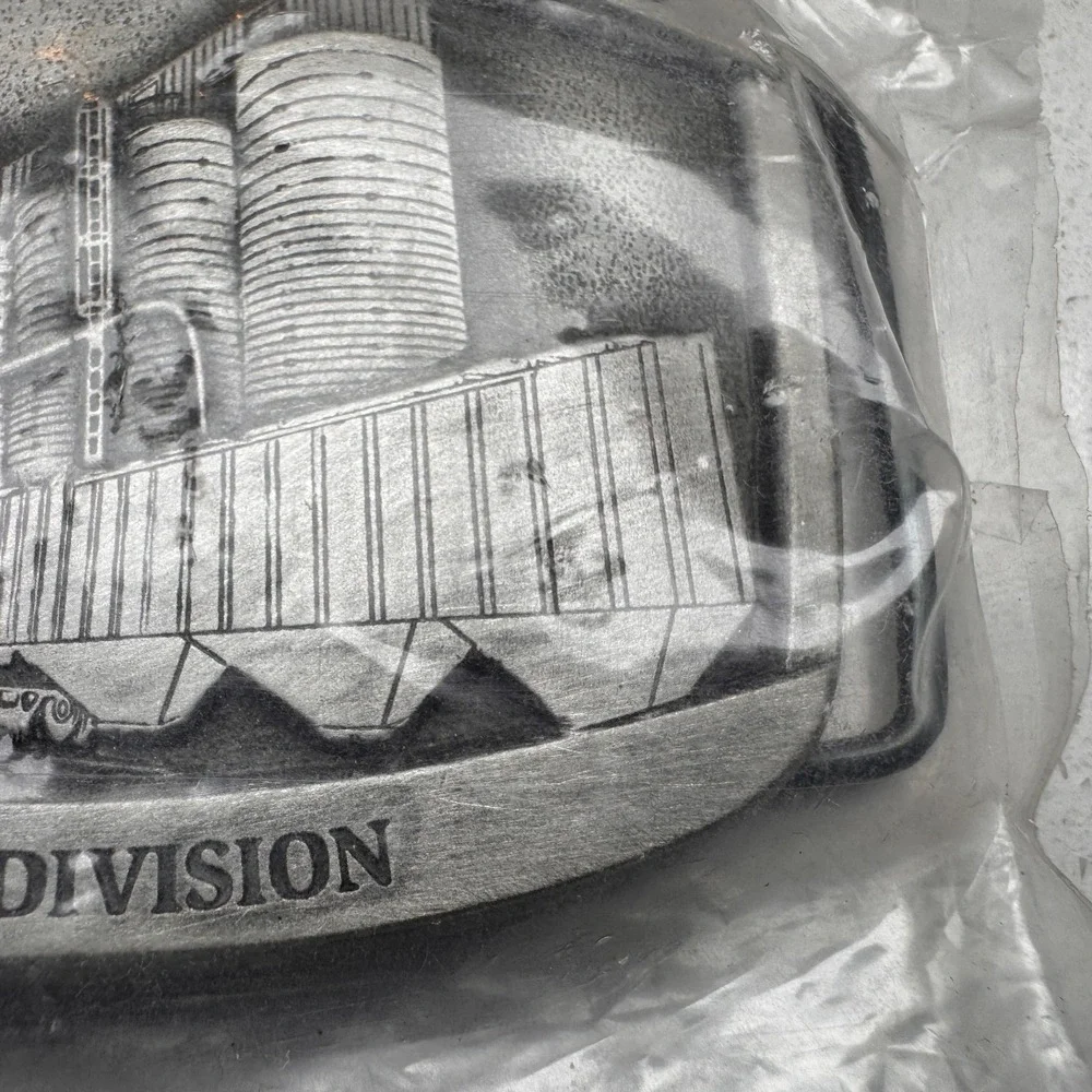 John Deere Belt Buckle Foundry Division‎ Waterloo Works Iowa Incoming Sand 1996